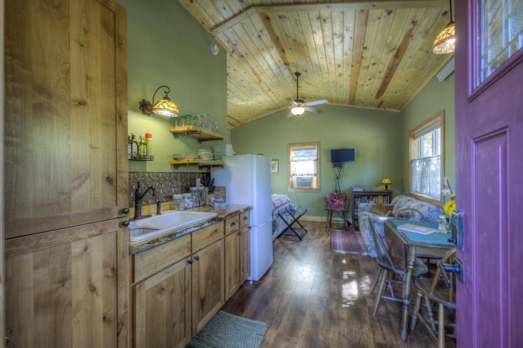 奇斯顿Yak Ridge Cabins And Farmstead By Mount Rushmore别墅 外观 照片